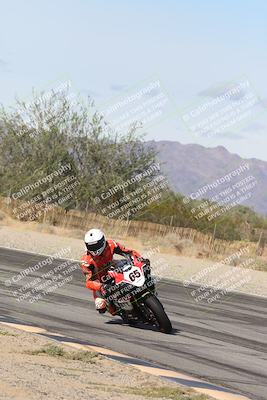 media/Nov-16-2025-Race Pace (Sun) [[8c5fa54630]]/Verified Riders/4-Turn 3 Inside (1050am)/